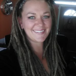 Meet your Posher, Brittney